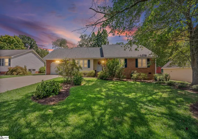 Photo 1 of Single family home for sale at 1118 Devenger Rd, Greer, SC 29650 | MLS# 1603461 | Listing updated on 2026-10-27