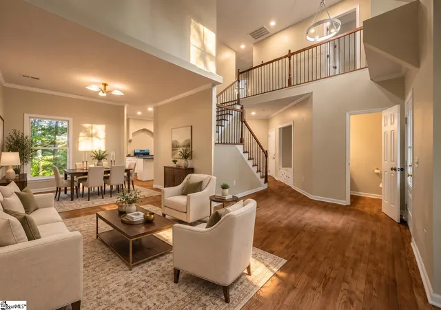 Photo 3 of Single family home for sale at 6 Moss Spring Ct, Simpsonville, SC 29680 | MLS# 1604472 | Listing updated on 2026-10-18