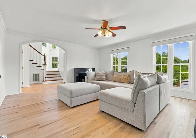 Photo 4 of Single family home for sale at 406 Stonewall Dr, Easley, SC 29642 | MLS# 1603652 | Listing updated on 2026-09-12