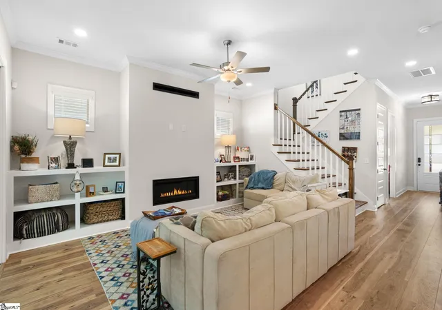 Photo 4 of Single family home for sale at 102 Herty Dr, Travelers Rest, SC 29690 | MLS# 1603020 | Listing updated on 2026-09-04