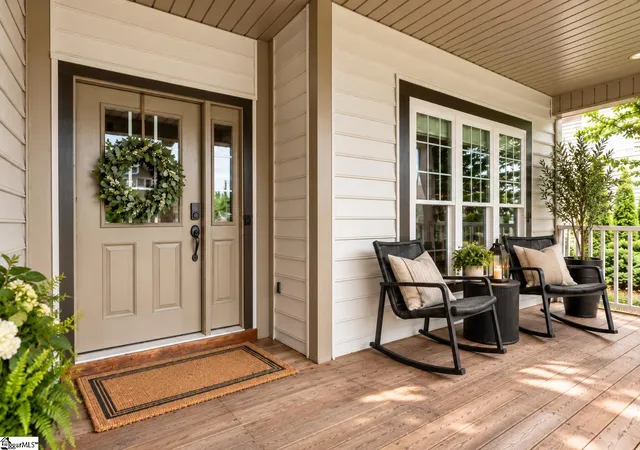 Photo 2 of Single family home for sale at 19 Ashby Grv Dr, Simpsonville, SC 29681 | MLS# 1603103 | Listing updated on 2026-09-06