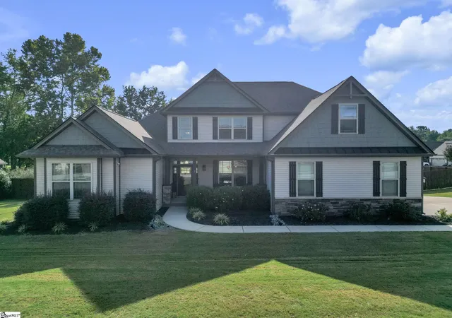 Photo 1 of Single family home for sale at 2 Meadowgold Ln, Greer, SC 29651 | MLS# 1603943 | Listing updated on 2026-09-30