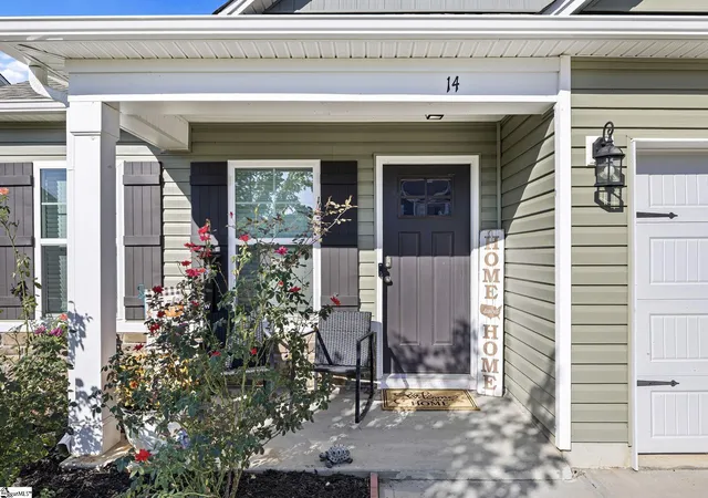 Photo 2 of Single family home for sale at 14 Steeds Glen Rd, Piedmont, SC 29673 | MLS# 1603531 | Listing updated on 2026-09-11