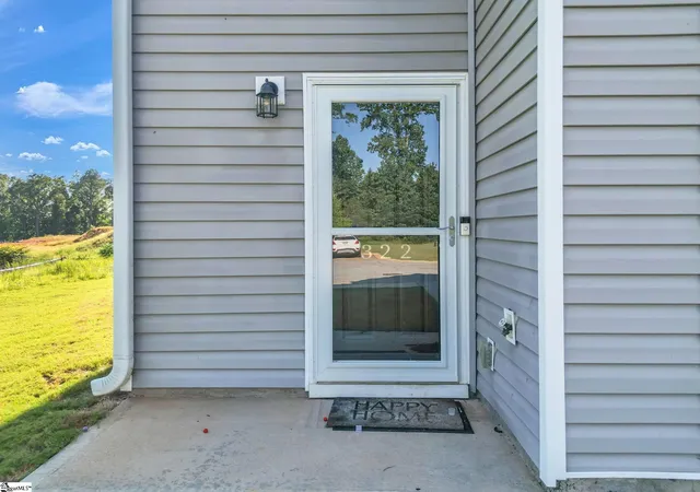 Photo 3 of Townhouse for sale at 322 Sea Isle Pl, Greer, SC 29650 | MLS# 1604142 | Listing updated on 2026-09-18