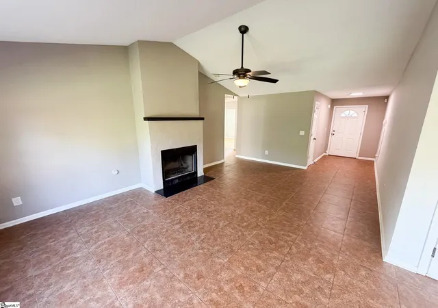Photo 2 of Single family home for sale at 8 Bass Way, Taylors, SC 29687 | MLS# 1602932 | Listing updated on 2026-09-09