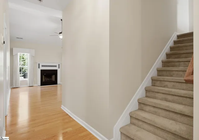 Photo 2 of Single family home for sale at 12 Brittle Crk Ln, Simpsonville, SC 29680 | MLS# 1602814 | Listing updated on 2026-09-18