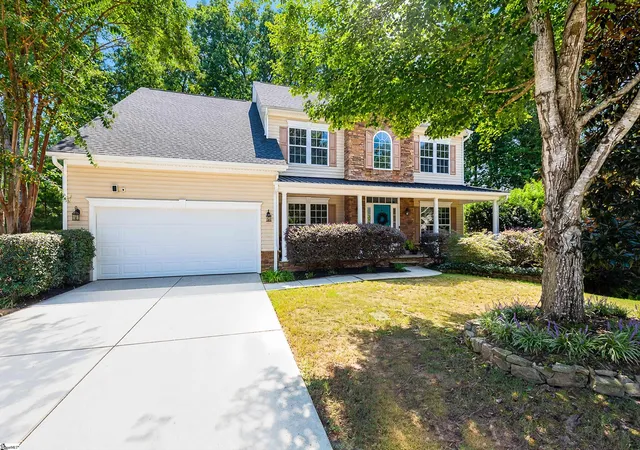 Photo 1 of Single family home for sale at 5 Neland Ct, Simpsonville, SC 29681 | MLS# 1602945 | Listing updated on 2026-09-17