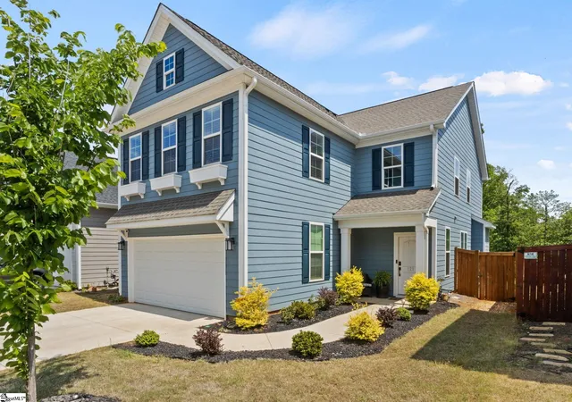 Photo 1 of Single family home for sale at 121 Hyssop Ct, Greenville, SC 29607 | MLS# 1603018 | Listing updated on 2026-09-15