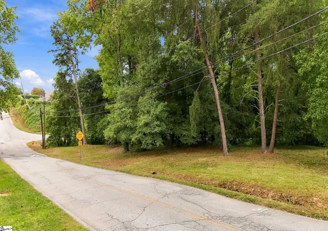 Photo 2 of Land for sale at 3 Balfer Dr, Greenville, SC 29615 | MLS# 1606345 | Listing updated on 2026-10-11