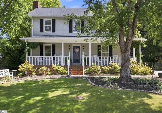 Photo 1 of Single family home for sale at 206 Angie Dr, Taylors, SC 29687 | MLS# 1603349 | Listing updated on 2026-09-09