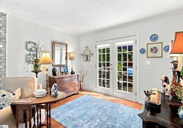 Photo 4 of Single family home for sale at 206 Angie Dr, Taylors, SC 29687 | MLS# 1603349 | Listing updated on 2026-09-09