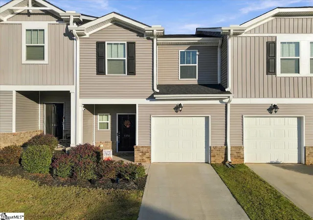 Townhouse for sale at 434 Ellis Ml St, Simpsonville, SC 29680 | MLS# 1605520