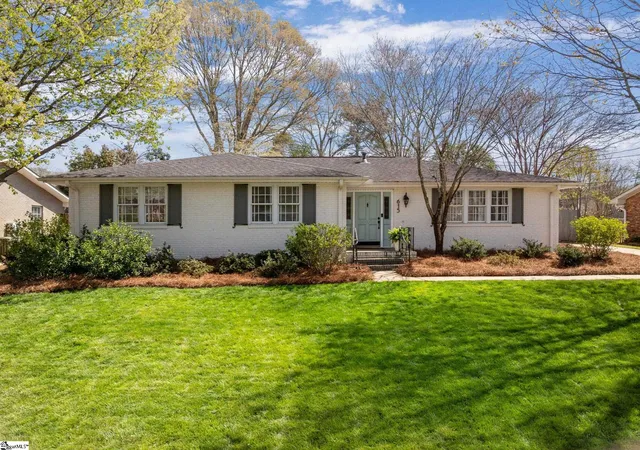 Photo 1 of Single family home for sale at 615 Parkins Ml Rd, Greenville, SC 29607 | MLS# 1606110 | Listing updated on 2026-10-08