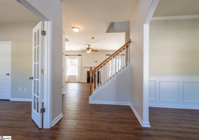 Photo 3 of Single family home for sale at 232 Haddington Ln, Greenville, SC 29609 | MLS# 1591274 | Listing updated on 2026-09-12