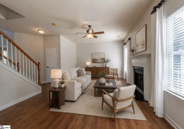 Photo 3 of Single family home for sale at 232 Haddington Ln, Greenville, SC 29609 | MLS# 1591274 | Listing updated on 2026-09-12