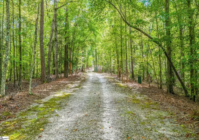 Photo 2 of Single family home for sale at 401 Rackley Ml Rd, Easley, SC 29640 | MLS# 1604788 | Listing updated on 2026-10-26