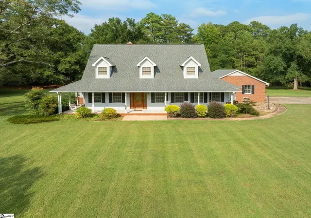Photo 2 of Sale Pending at 1100 Pine Knoll Dr, Pendleton, SC 29670 | MLS# 1604735 | Listing updated on 2026-09-29