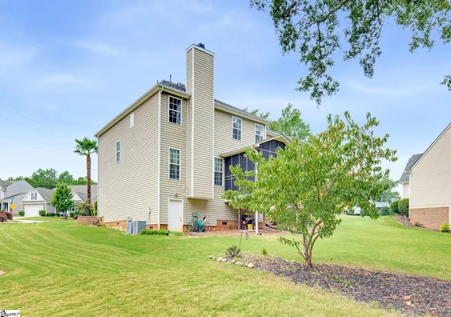 Photo 3 of Single family home for sale at 500 Summerridge Ct, Simpsonville, SC 29681 | MLS# 1605723 | Listing updated on 2026-10-07
