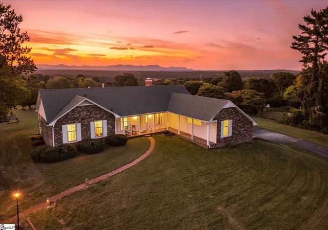 Photo 1 of Single family home for sale at 609 Pelham Rd, Greenville, SC 29615 | MLS# 1603537 | Listing updated on 2026-09-11