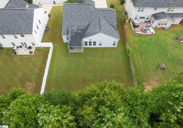 Photo 3 of Single family home for sale at 51 Barlow Ct, Simpsonville, SC 29681 | MLS# 1604932 | Listing updated on 2026-09-25