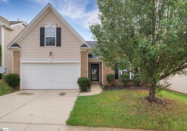 Photo 1 of Single family home for sale at 15 Sweet Shade Way, Greenville, SC 29605 | MLS# 1603944 | Listing updated on 2026-10-21