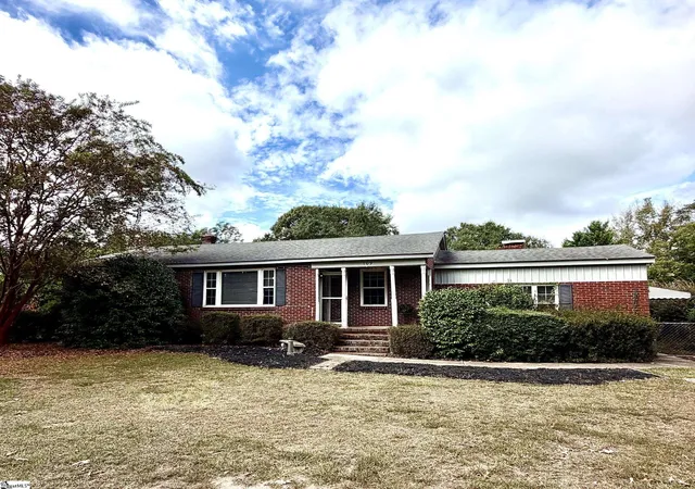 Photo 1 of Sale Pending at 109 Woodfield Ave, Fountain Inn, SC 29644 | MLS# 1605496 | Listing updated on 2026-10-22