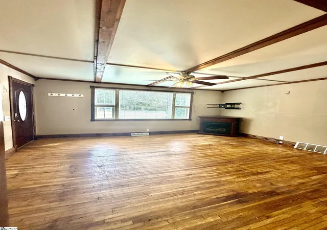 Photo 3 of Sale Pending at 109 Woodfield Ave, Fountain Inn, SC 29644 | MLS# 1605496 | Listing updated on 2026-10-22