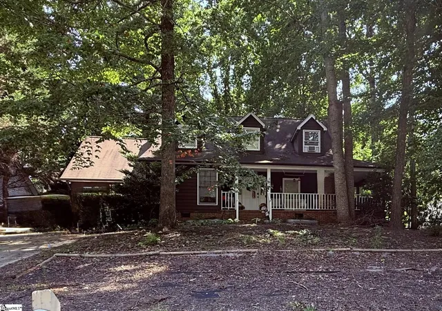 Photo 1 of Single family home for sale at 277 Hunters Wood Dr, Simpsonville, SC 29680 | MLS# 1605926 | Listing updated on 2026-10-19