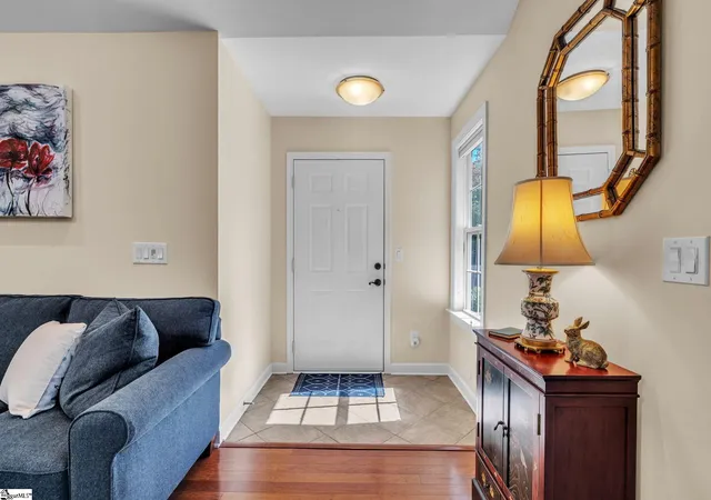 Listing Photo 4 - Condo for sale in building located at 102 Grinders Cir, Greer, SC 29650