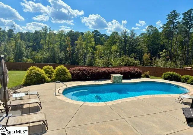 Photo 2 of Single family home for sale at 201 Ridgefield Ln, Greer, SC 29651 | MLS# 1603562 | Listing updated on 2026-09-12