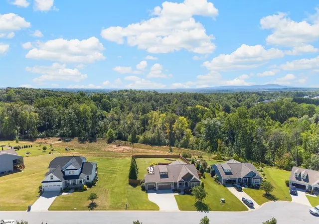 Photo 42 of Single family home for sale at 201 Ridgefield Ln, Greer, SC 29651 | MLS# 1603562 | Listing updated on 2026-09-12