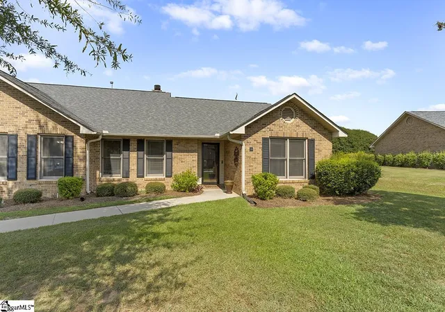 Photo 1 of Townhouse for sale at 318 Heritage W Ct, Greenwood, SC 29649 | MLS# 1602788 | Listing updated on 2026-09-15