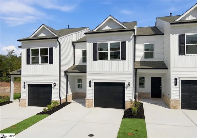 Photo 2 of Townhouse for sale at 52 Lone Cypress St, Travelers Rest, SC 29690 | MLS# 1604335 | Listing updated on 2026-10-12