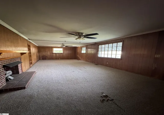 Photo 3 of Single family home for sale at 26 N Washington Ave, Greenville, SC 29611 | MLS# 1603555 | Listing updated on 2026-09-11