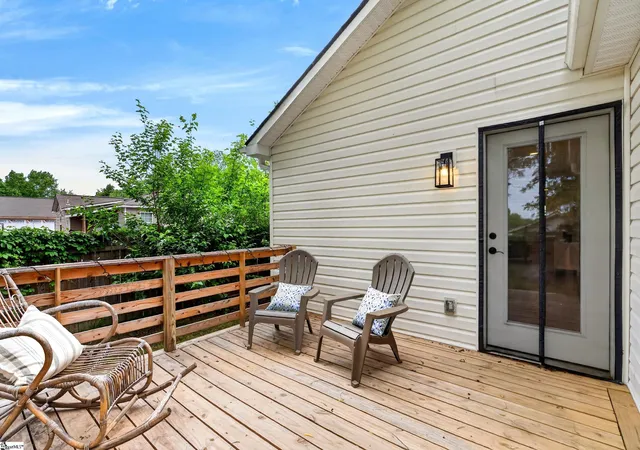 Photo 3 of Single family home for sale at 9 Mcdade St, Greenville, SC 29611 | MLS# 1603553 | Listing updated on 2026-09-15