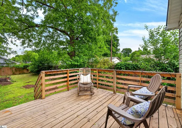 Photo 3 of Single family home for sale at 9 Mcdade St, Greenville, SC 29611 | MLS# 1603553 | Listing updated on 2026-09-15