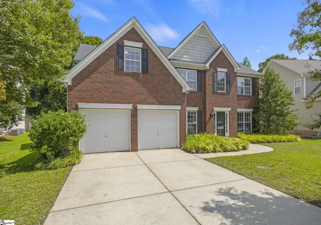 Photo 1 of Single family home for sale at 26 Springleaf Ct, Simpsonville, SC 29681 | MLS# 1603339 | Listing updated on 2026-09-09