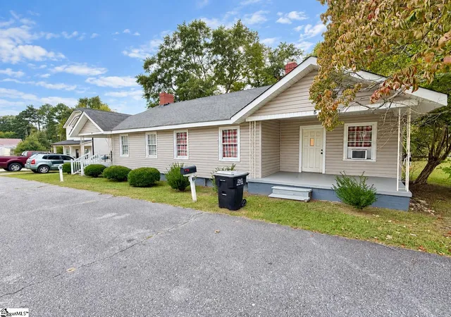 Photo 3 of Sale Pending at 4/5 Ramsdale St, Belton, SC 29627 | MLS# 1606463 | Listing updated on 2026-10-21