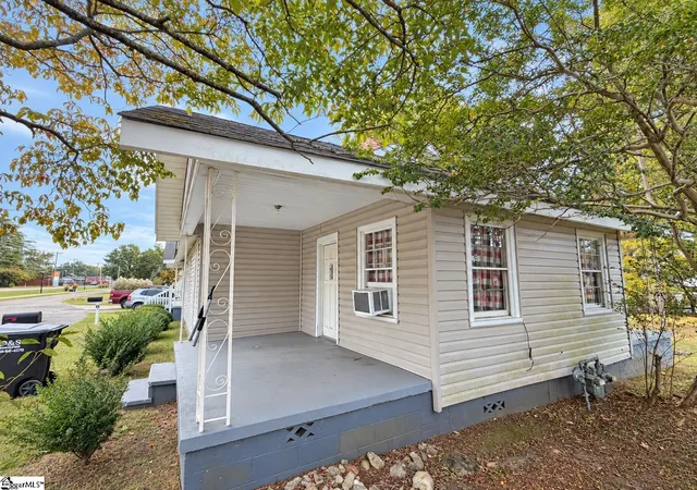 Photo 3 of Sale Pending at 4/5 Ramsdale St, Belton, SC 29627 | MLS# 1606463 | Listing updated on 2026-10-21
