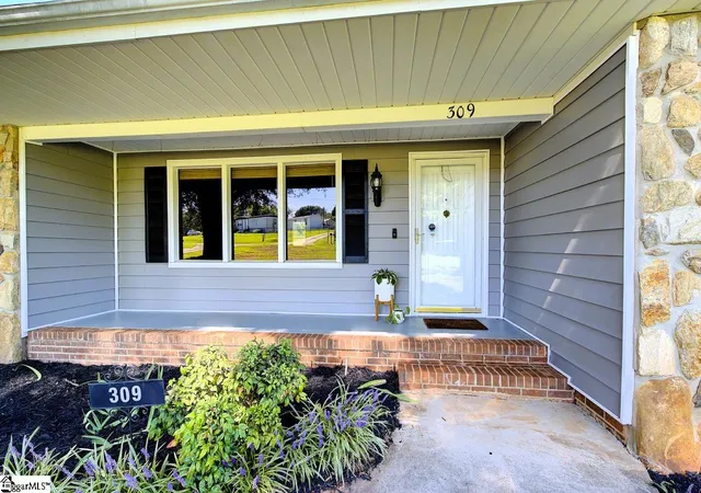 Photo 3 of Single family home for sale at (Undisclosed), Easley, SC 29642 | MLS# 1603400 | Listing updated on 2026-09-10
