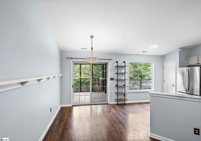 Photo 3 of Single family home for sale at 503 Twin Fls Dr, Simpsonville, SC 29680 | MLS# 1603327 | Listing updated on 2026-09-10