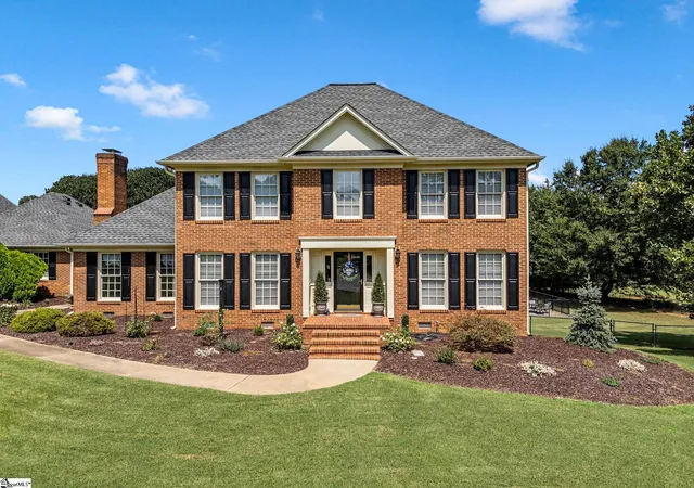 Photo 1 of Single family home for sale at 242 W Killarney Lake, Moore, SC 29369 | MLS# 1602971 | Listing updated on 2026-09-08