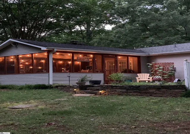 Photo 2 of Sale Pending at 204 Mill Estates Rd, Taylors, SC 29687 | MLS# 1598020 | Listing updated on 2026-09-06