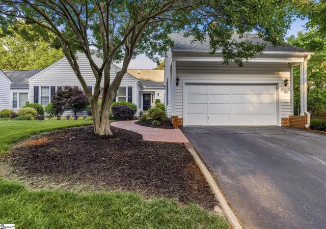 Photo 2 of Townhouse for sale at 1276 Shadow Way, Greenville, SC 29615 | MLS# 1605110 | Listing updated on 2026-10-05