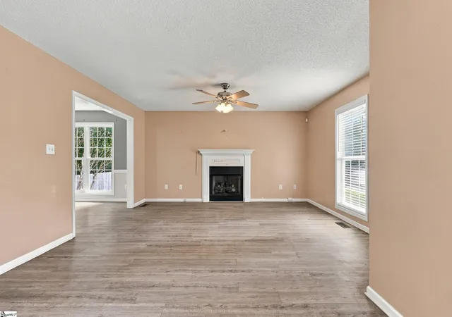 Photo 3 of Single family home for sale at 111 Laurel Ridge Pl, Greenwood, SC 29649 | MLS# 1604312 | Listing updated on 2026-09-26