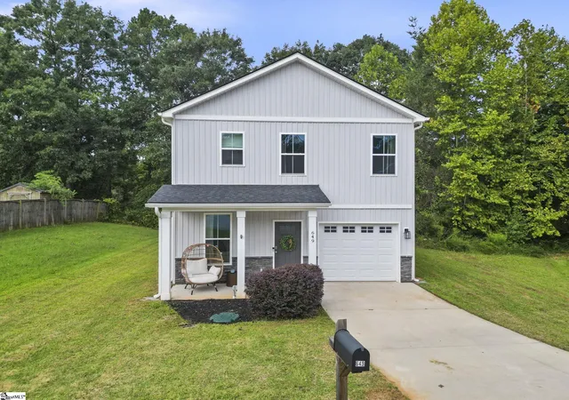 Photo 1 of Single family home for sale at 649 Duncan Sta Dr, Duncan, SC 29334 | MLS# 1604048 | Listing updated on 2026-09-17