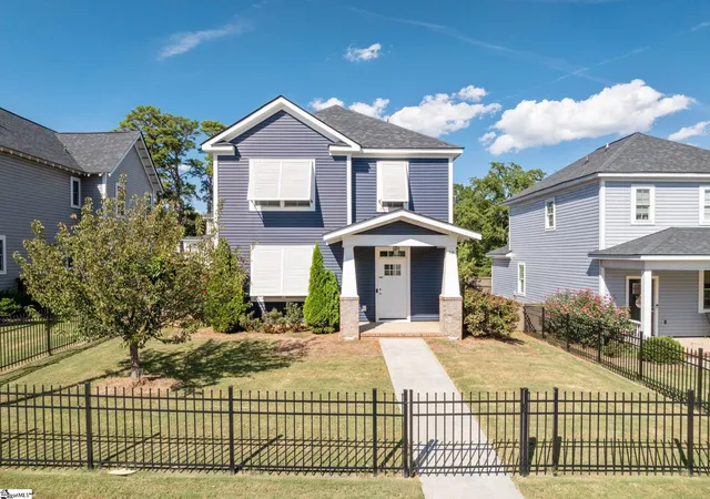 Photo 2 of Single family home for sale at 30 Arrington Ave, Greenville, SC 29617 | MLS# 1603953 | Listing updated on 2026-09-16