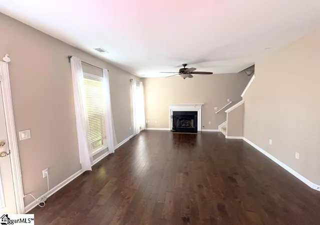 Photo 4 of Single family home for sale at 807 Terrace Creek Dr, Duncan, SC 29334 | MLS# 1598097 | Listing updated on 2026-09-19