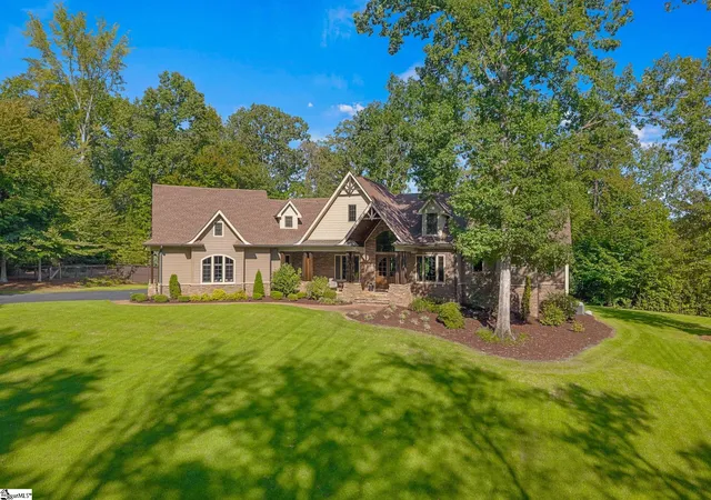 Photo 2 of Single family home for sale at 141 Joe Leonard Rd, Greer, SC 29651 | MLS# 1603995 | Listing updated on 2026-09-21