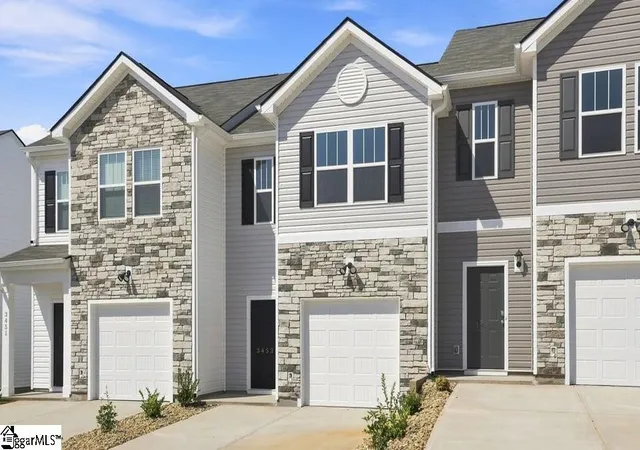 Photo 2 of Townhouse for sale at 3453 Hunters Brook Dr, Boiling Springs, SC 29316 | MLS# 1592237 | Listing updated on 2026-09-14